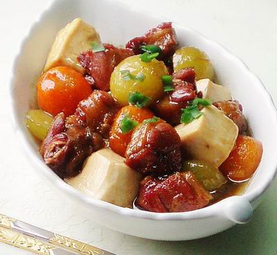 腊鸭炖豆腐