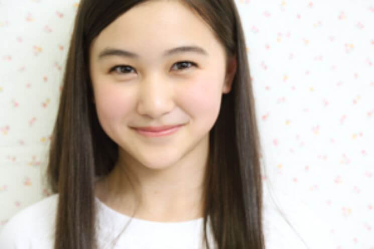 山口麻友