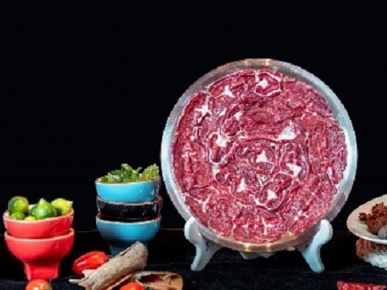 辣叁成是一个重庆烧菜火锅行业的品牌