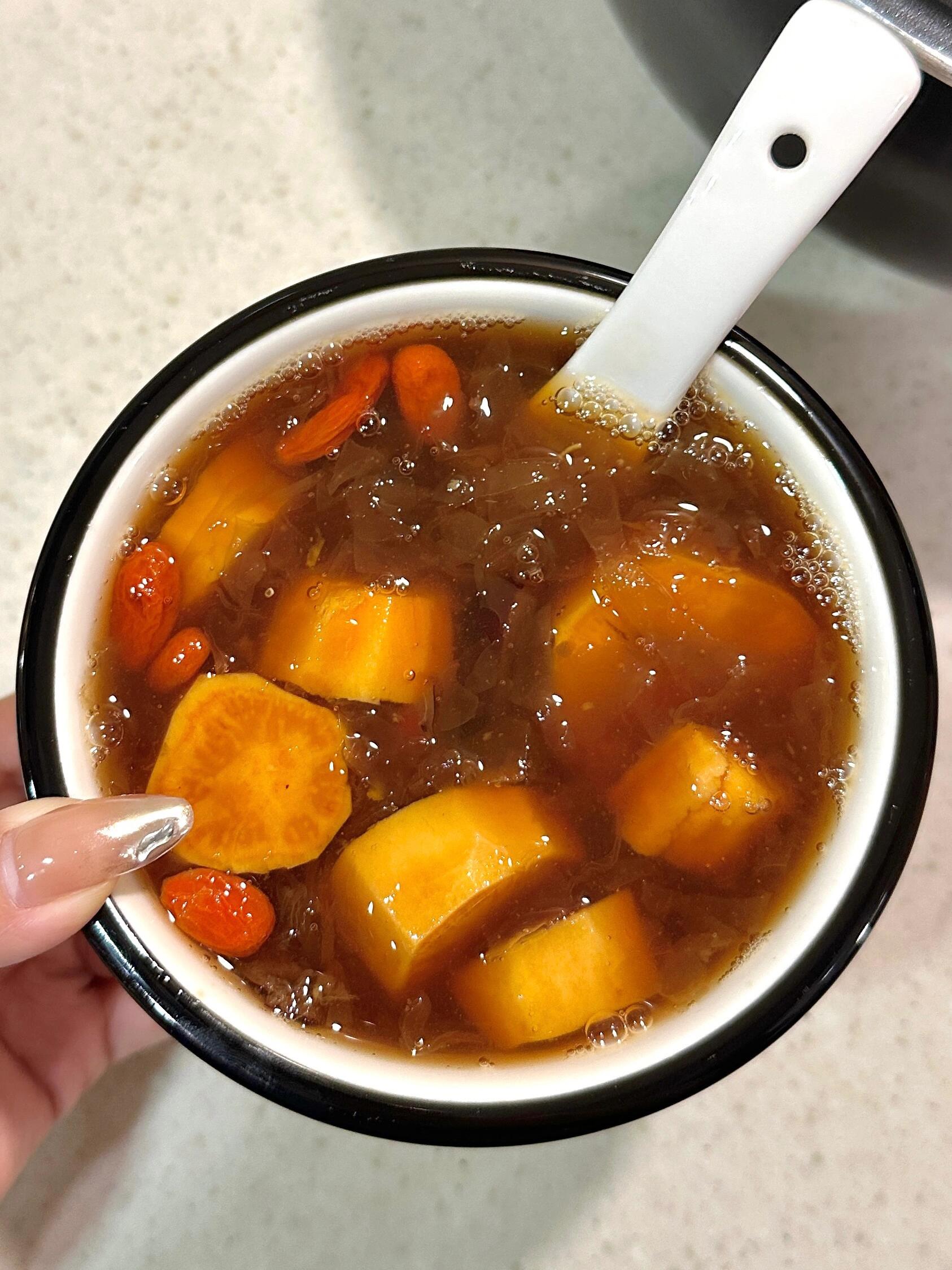 淮山雪耳番薯糖水