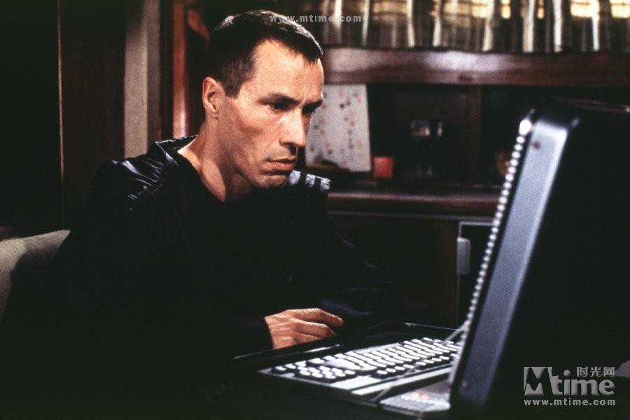  p>《蛛丝马迹》是由 a href="#" data-lemmaid="5486870">李·塔玛霍