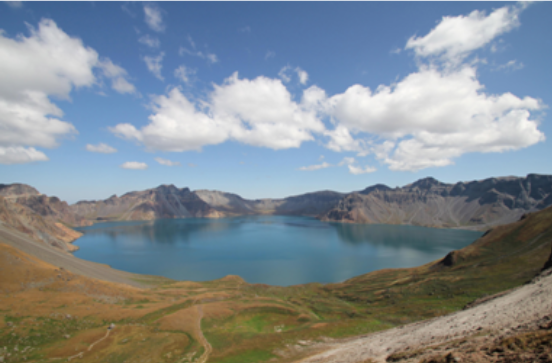  p>吉林长白山火山群,属于 a target="_blank" href="/item/长白山脉