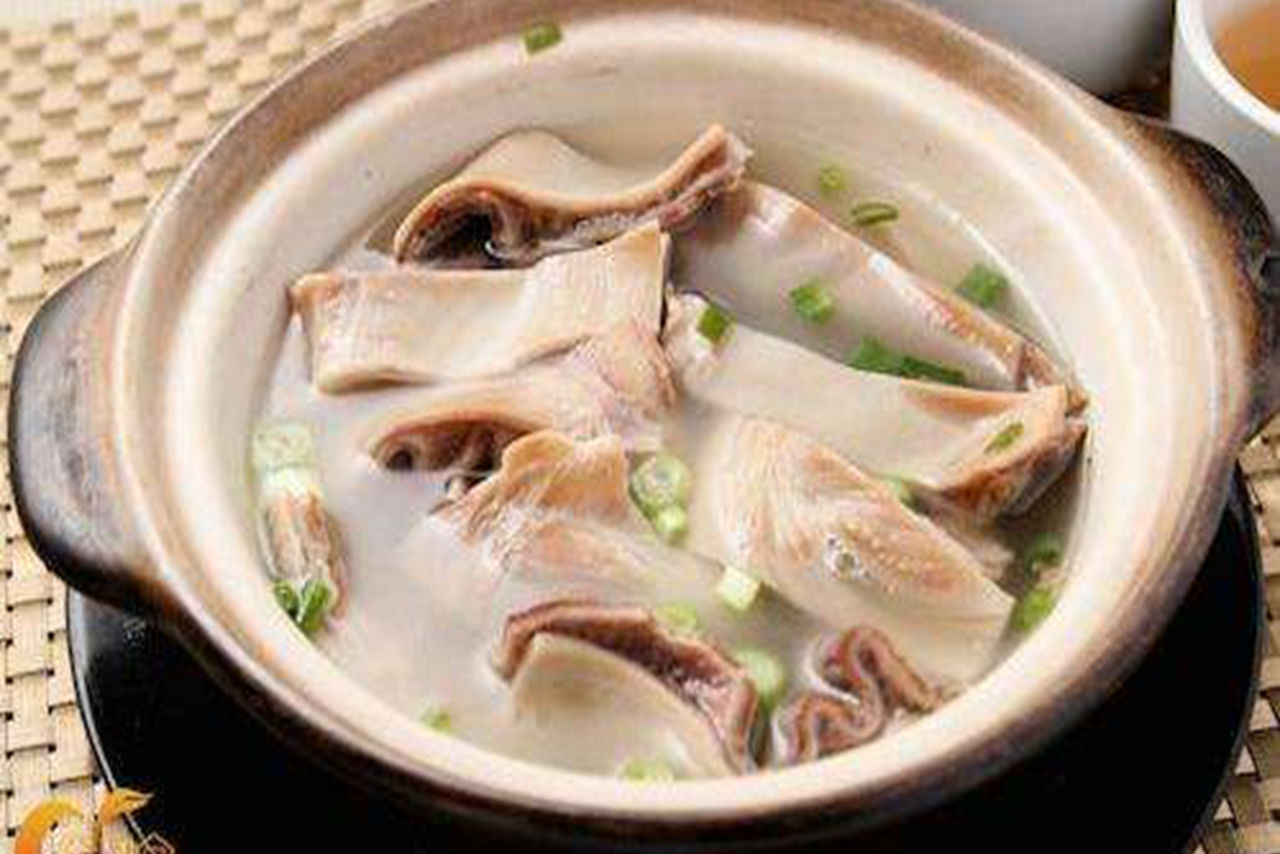 黑胡椒煲猪肚汤