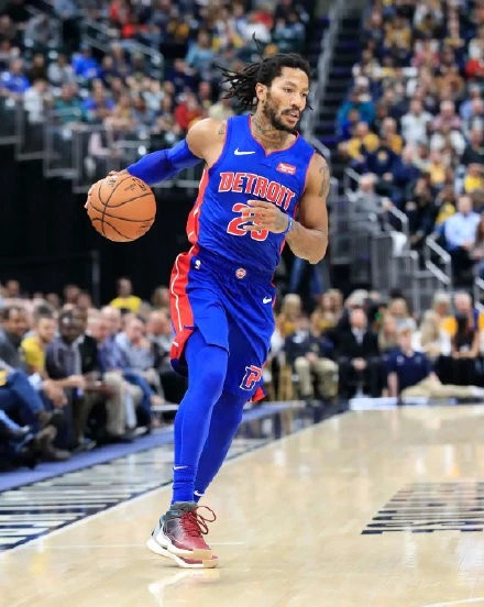  p>德里克·罗斯(derrick rose),1988年10月4日出生于美国 a target="