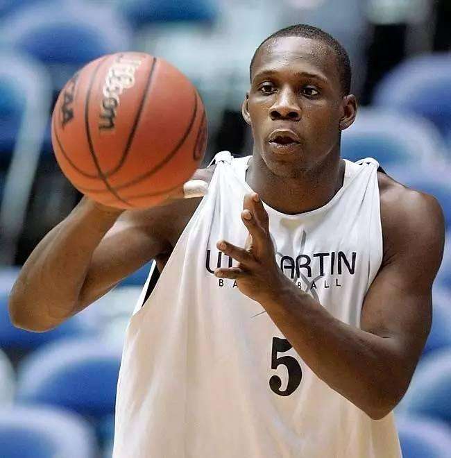 莱斯特·哈德森