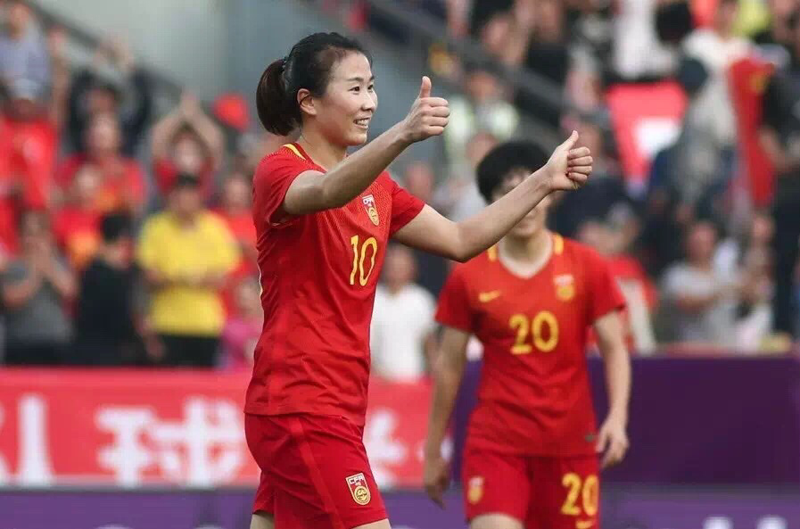  p data-id="gnx4et44k9">杨丽,女,1991年出生于江苏连云港,是中国 a