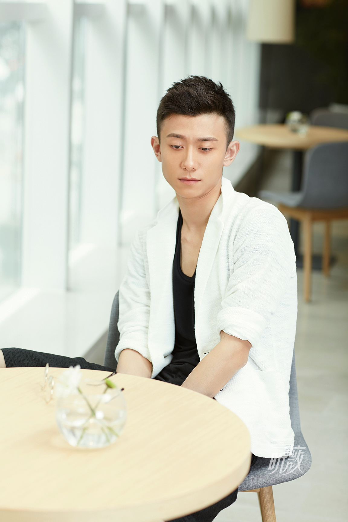  p>张一山,1992年5月5日出生于北京市西城区,毕业于 a target="_blank