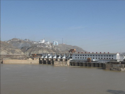  p>黄河天桥水电站位于黄河大北干流上游距万家寨水利枢纽95km,下游8