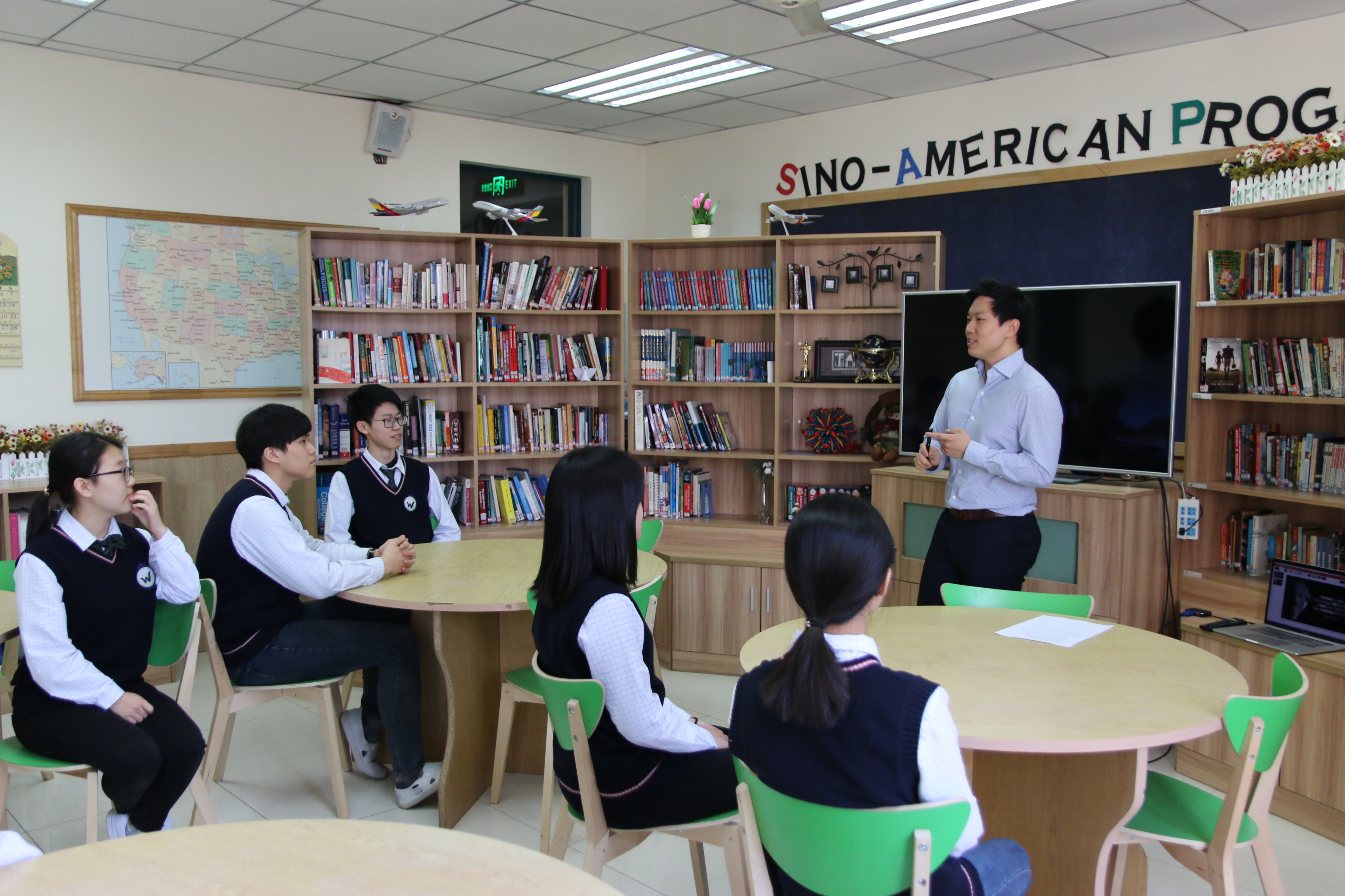  p data-id="gnaopm8ub1">哈尔滨市万邦中学校是经 a target="_blank"