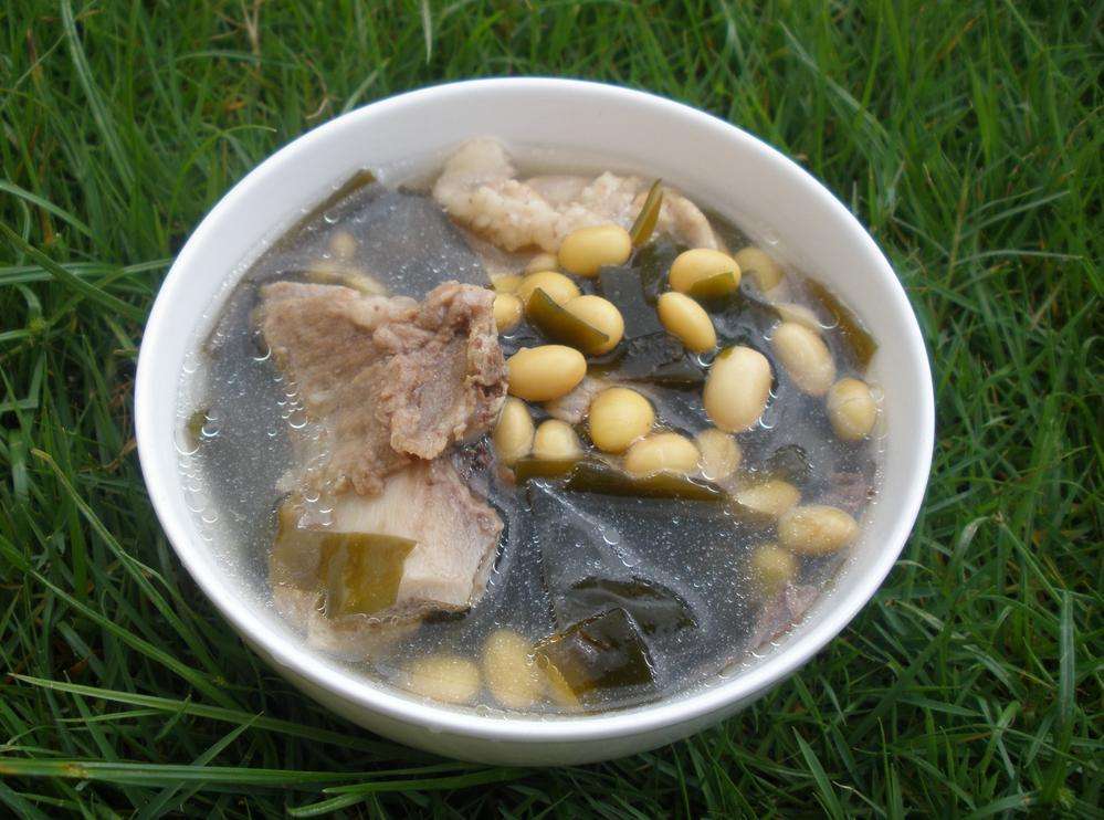 黄豆海带大骨汤