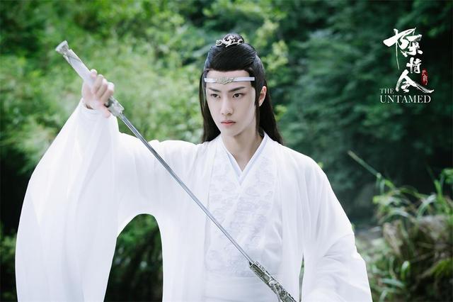 陈情令：从充满争议到“真香”，王一博做对了什么？_百科TA说