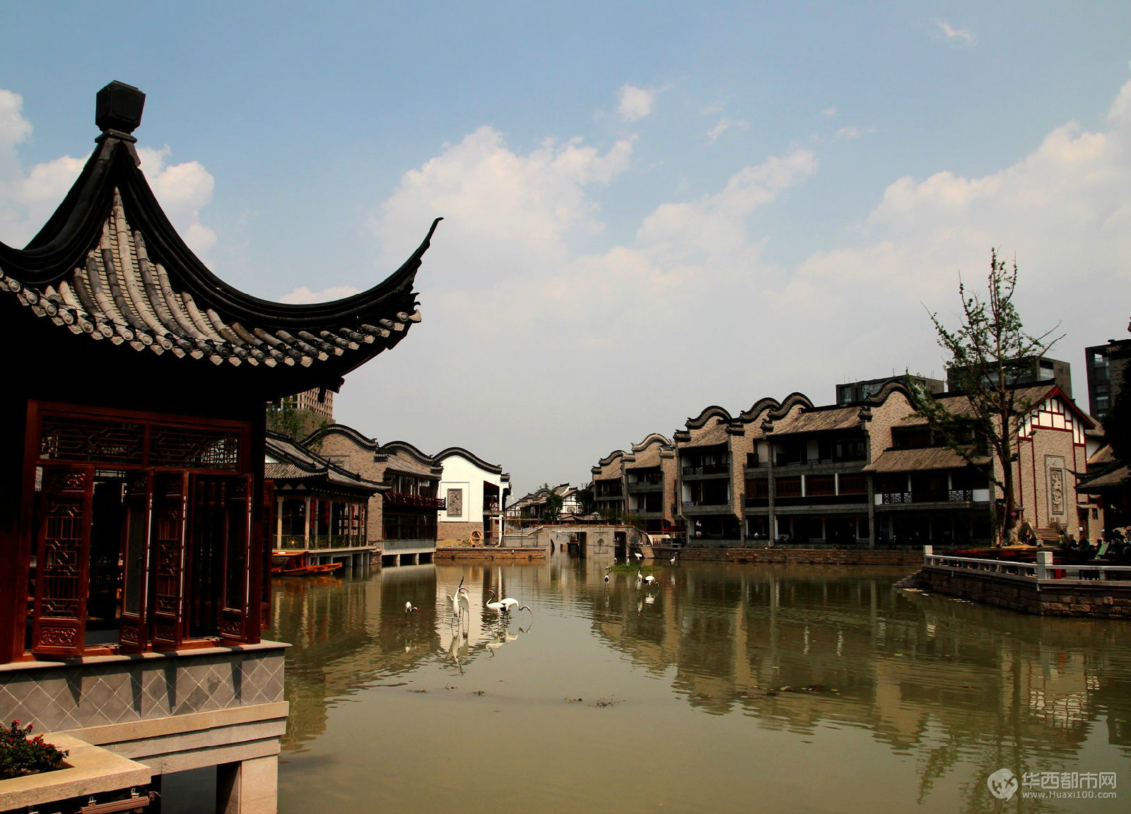  p>龙潭寺,历史悠久.