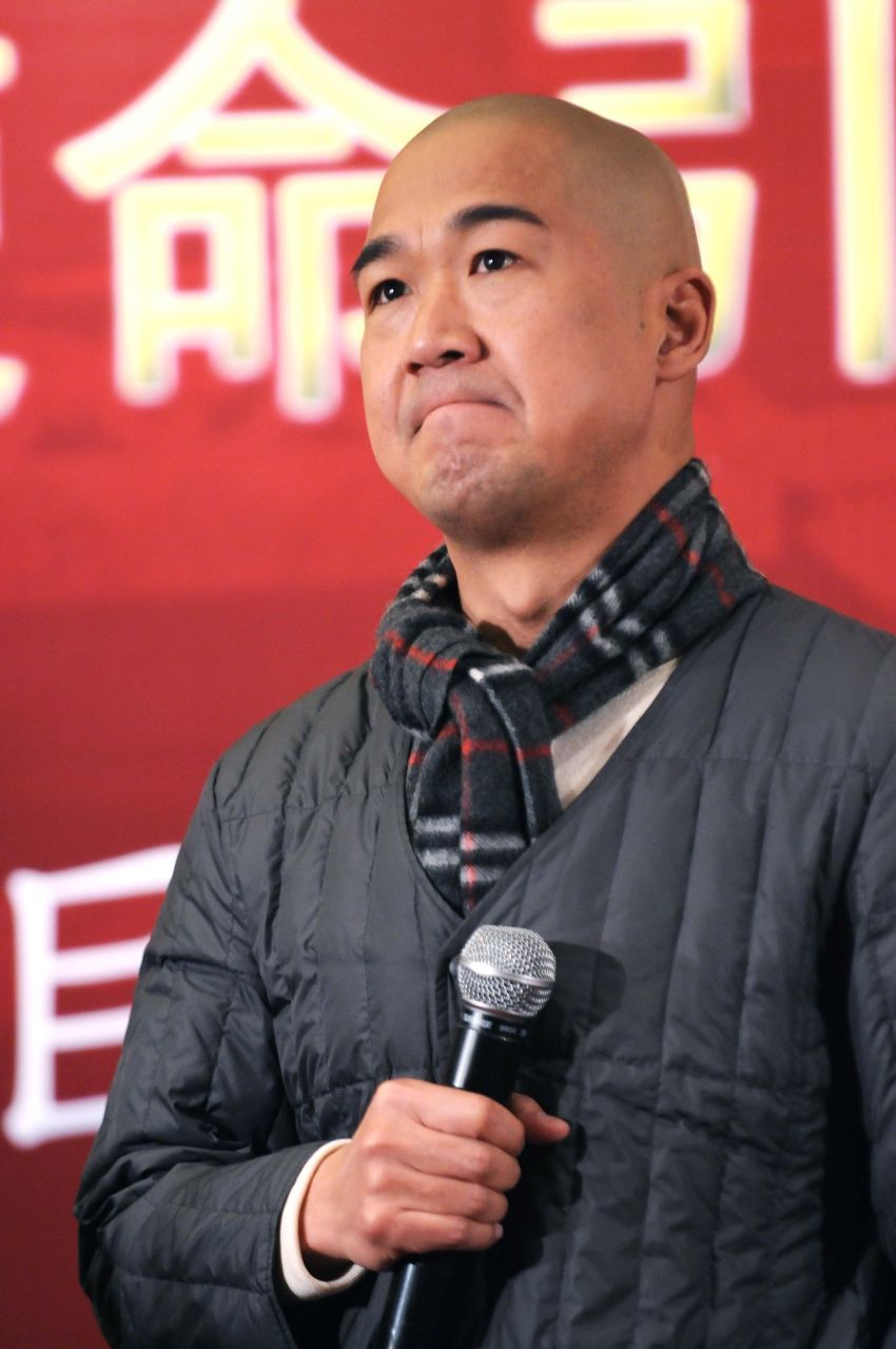  p>张国立,1955年1月17日出生于天津,中国男演员,导演,制片人,主持人