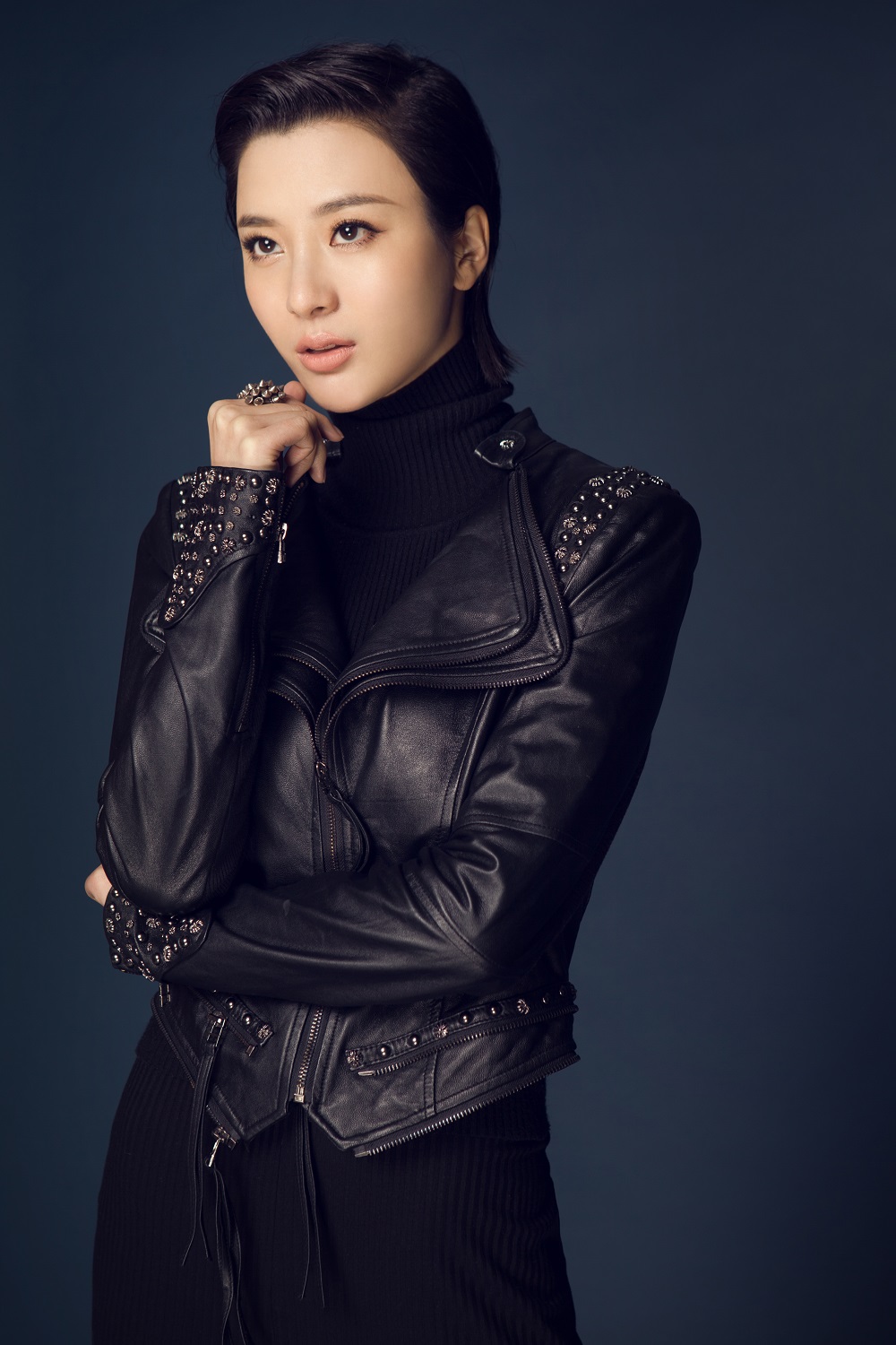 夏沫侨(又名李欣烨),1990年3月3日出生于