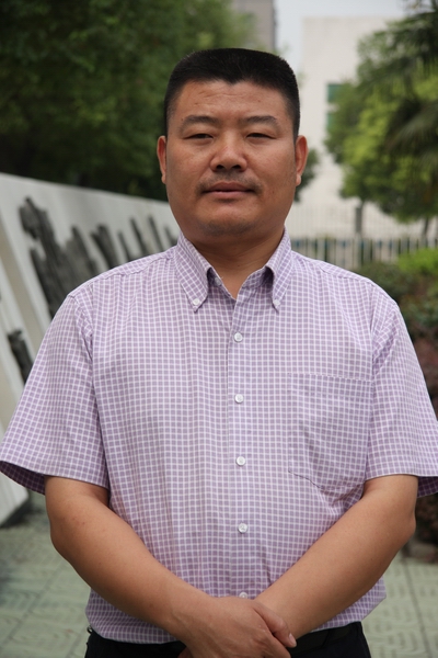  p>黄虎成, a target="_blank" href="/item/荆州市江陵中学/12649623