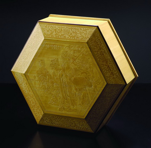  p>黄岩翻簧竹雕是浙江台州地方传统雕刻艺术之一.