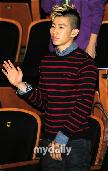  p>朴宰范,1987年4月25日出生于美国西雅图,流行歌手,舞者,音乐制作人