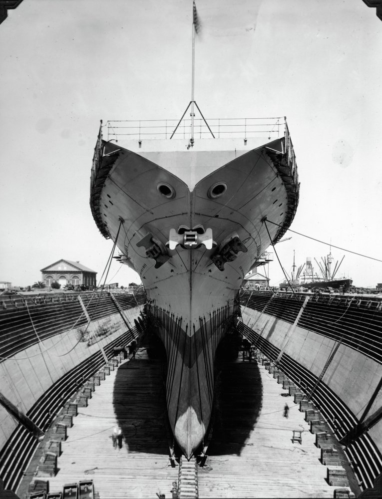  p>列克星敦级航空母舰(英文: b>lexington class aircraft carrier 