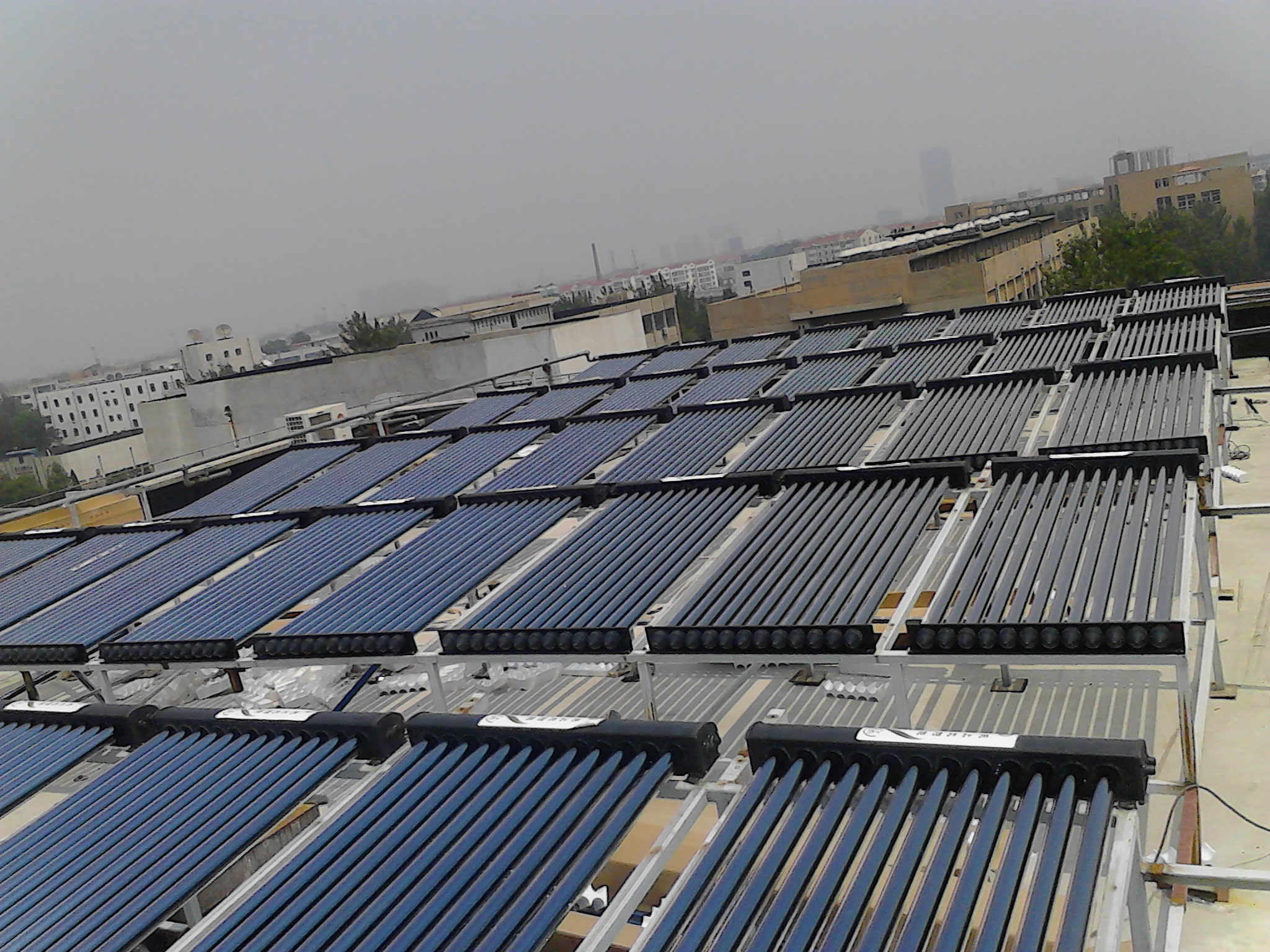 无水箱壁挂太阳能