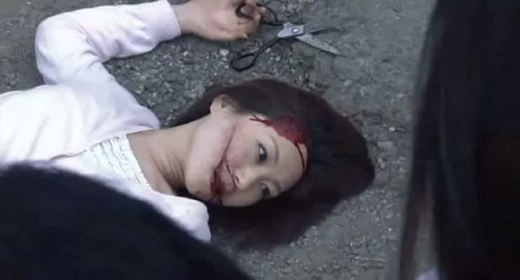  p>携带里网站是恐怖电影《 a target="_blank" href="/item/裂口女