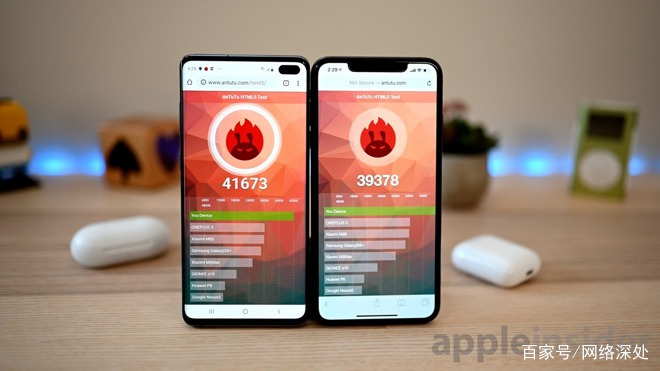 历史能否改写？Galaxy S10+vs.iPhone XS Max跑分比对_百科TA说