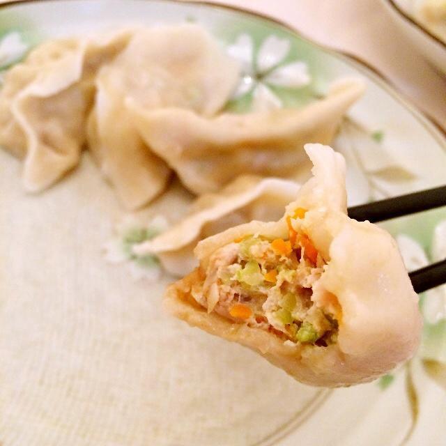 鸡蛋胡萝卜馅饺子