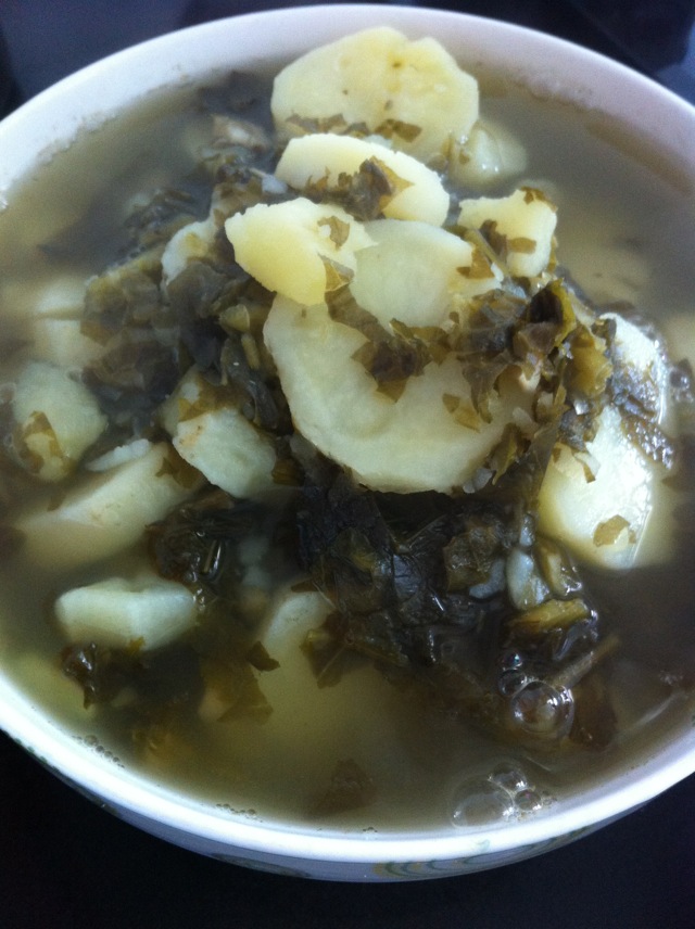 咸菜土豆汤