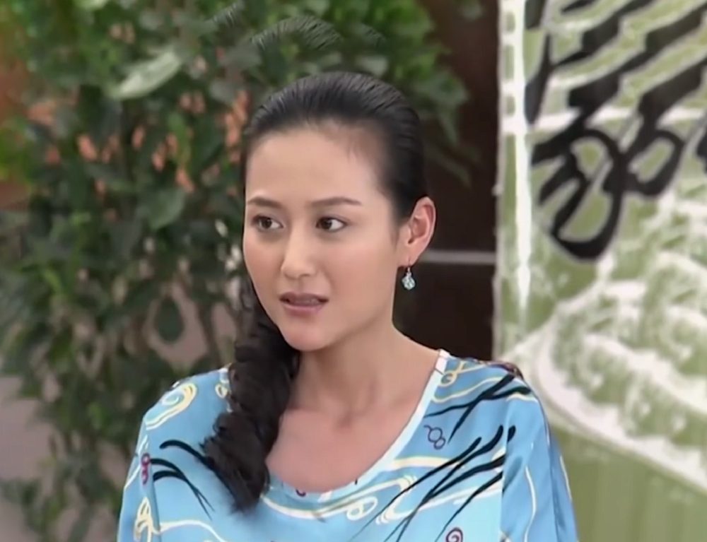 data-lemmaid="2707333">娘家的故事》中的角色,由<a target="