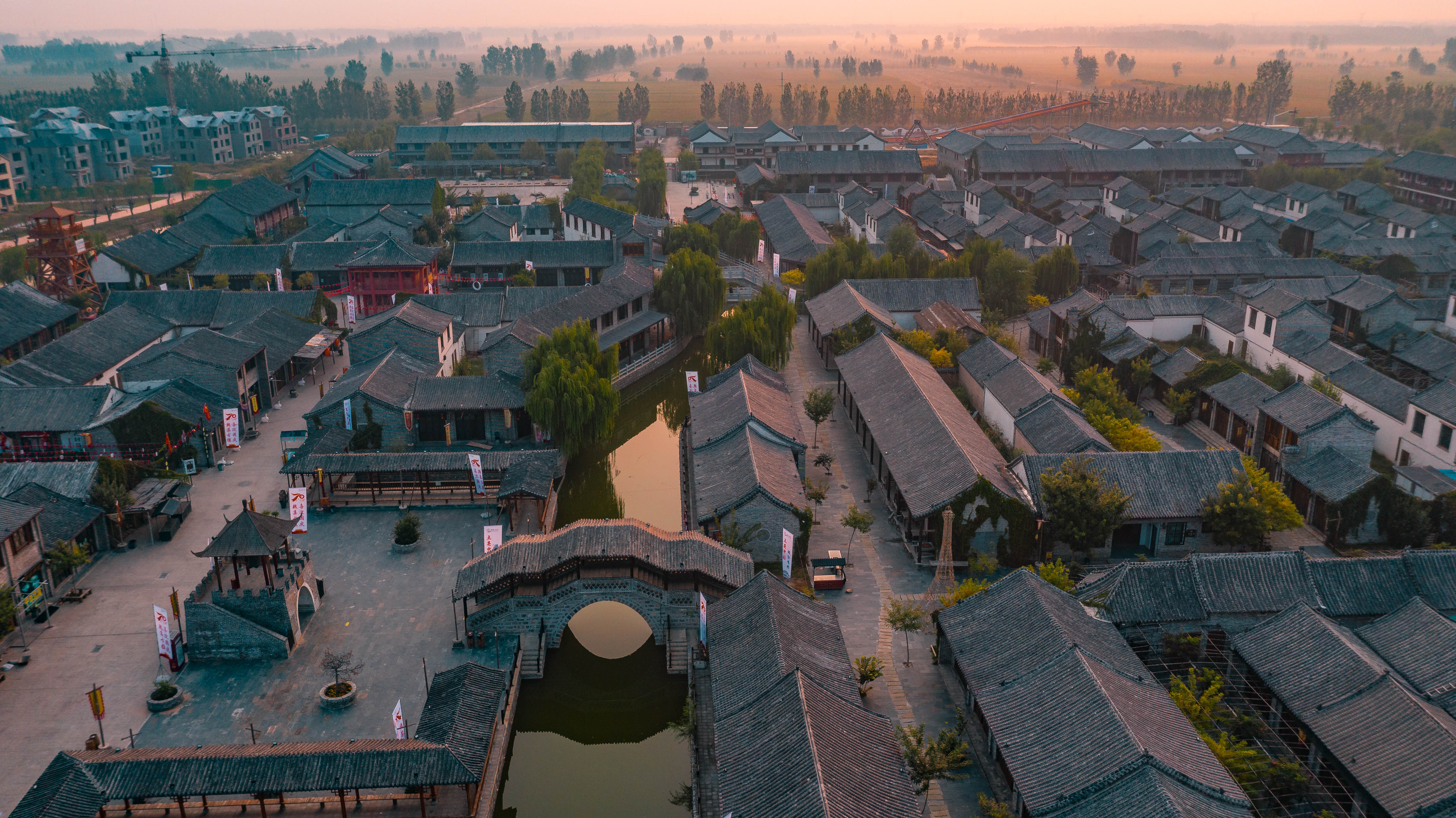 国家aaaa级旅游景区,包含魏氏庄园,魏集古村落两处旅游景点,融合古代