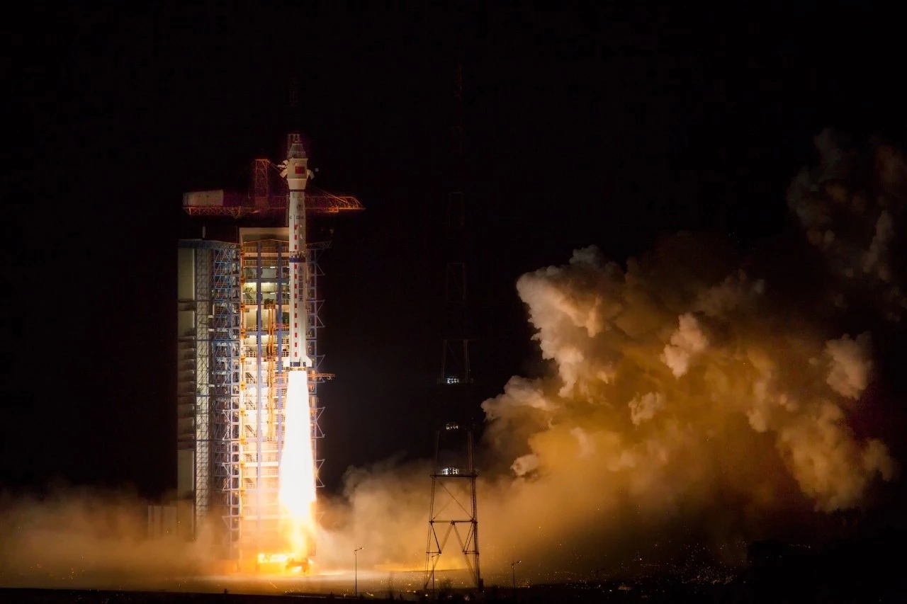  p data-id="gnbj6mcs5y">长征四号乙(代号:cz-4b)是 a target="