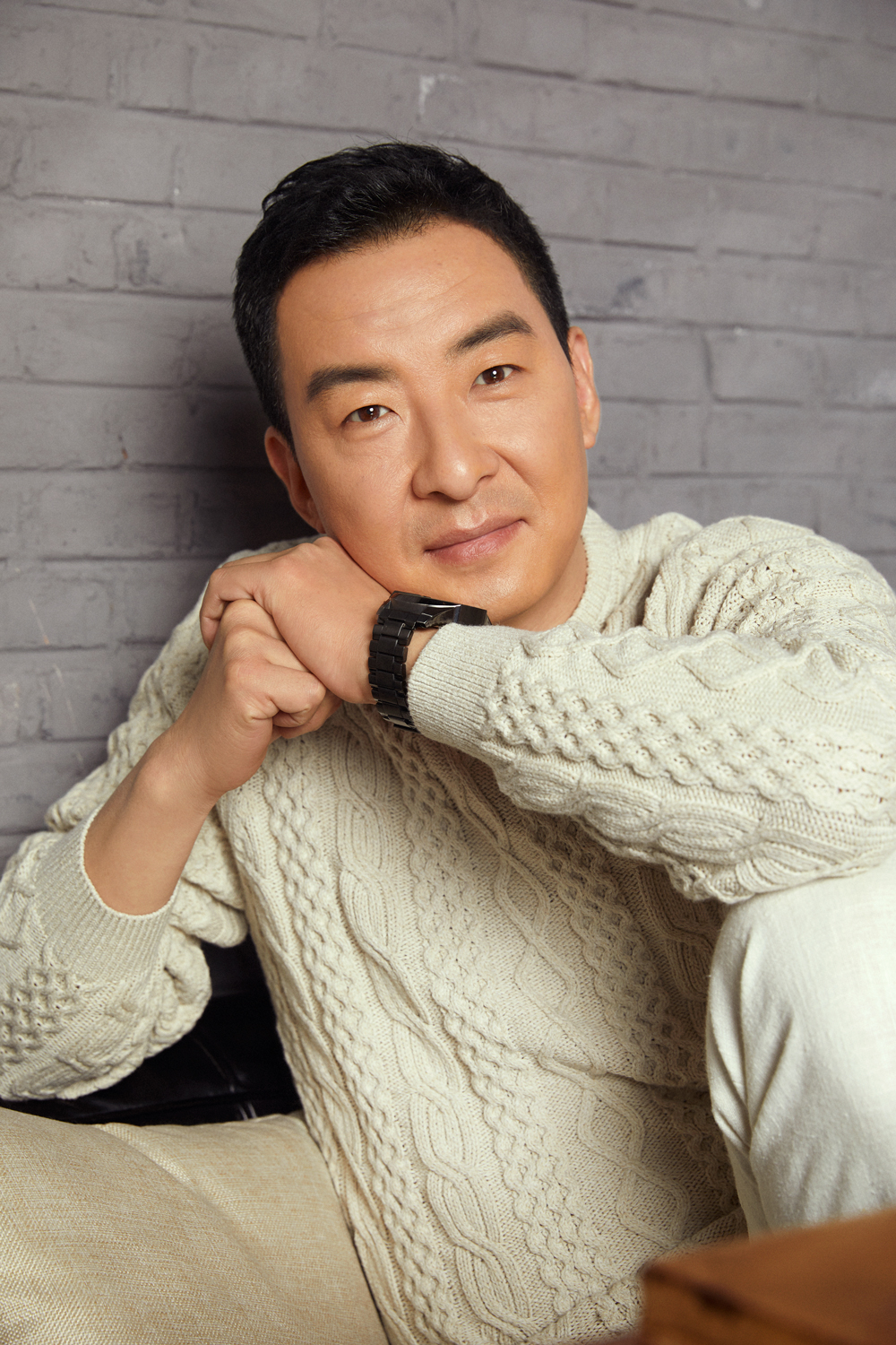  p>郝平,1970年2月19日出生于陕西省西安市,中国内地男演员,毕业于 a