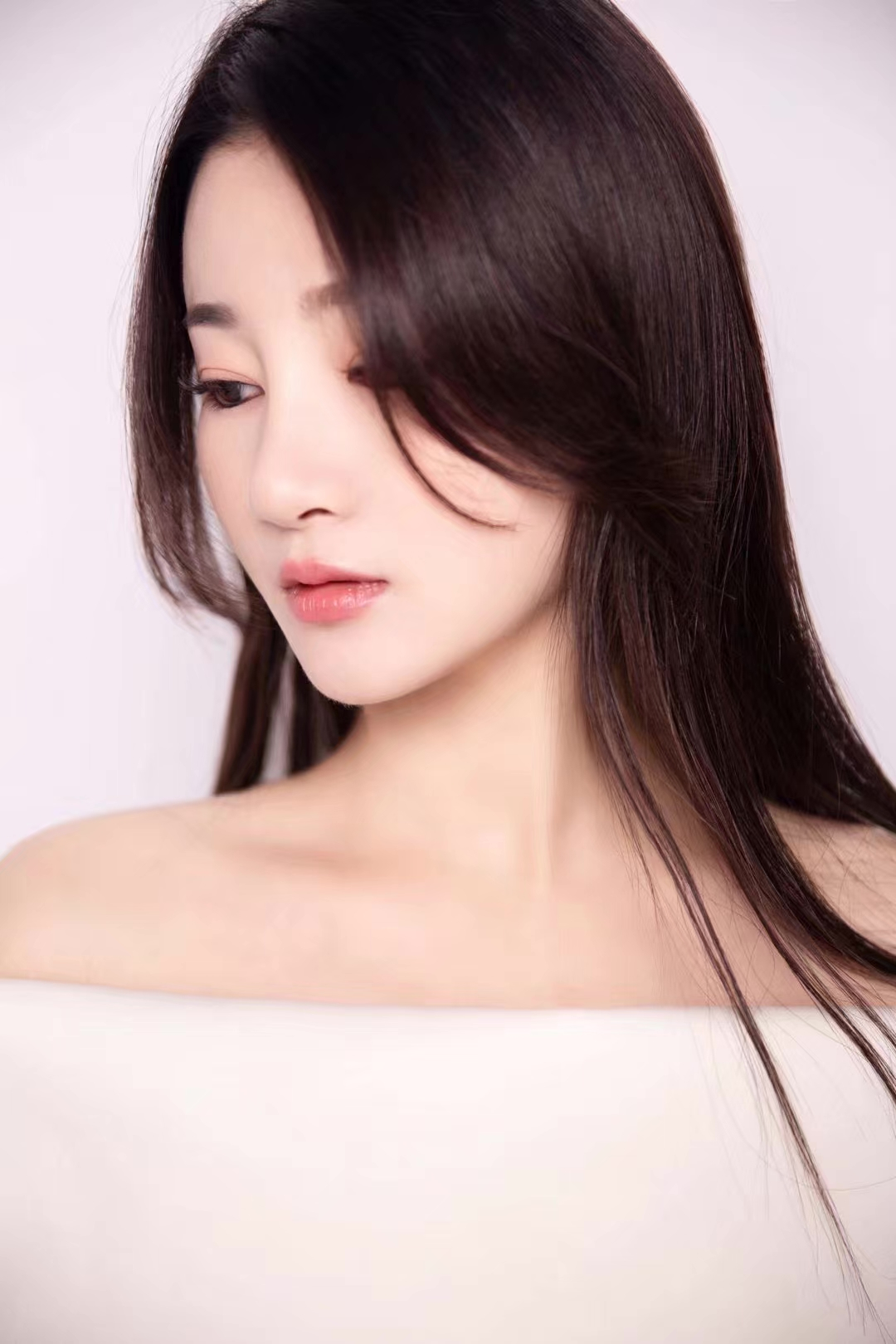  p data-id="go01ujrrss">欣宝儿,女,汉族,歌手.