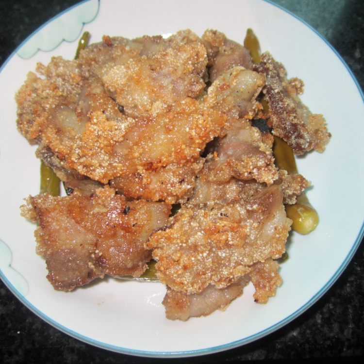 酸辣椒蒸土家方肉