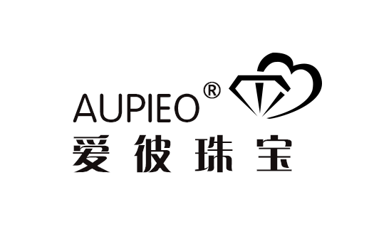 经营范围包括:珠宝设计及销售;黄金,k金,铂金,钯金,银饰品,珠宝首饰