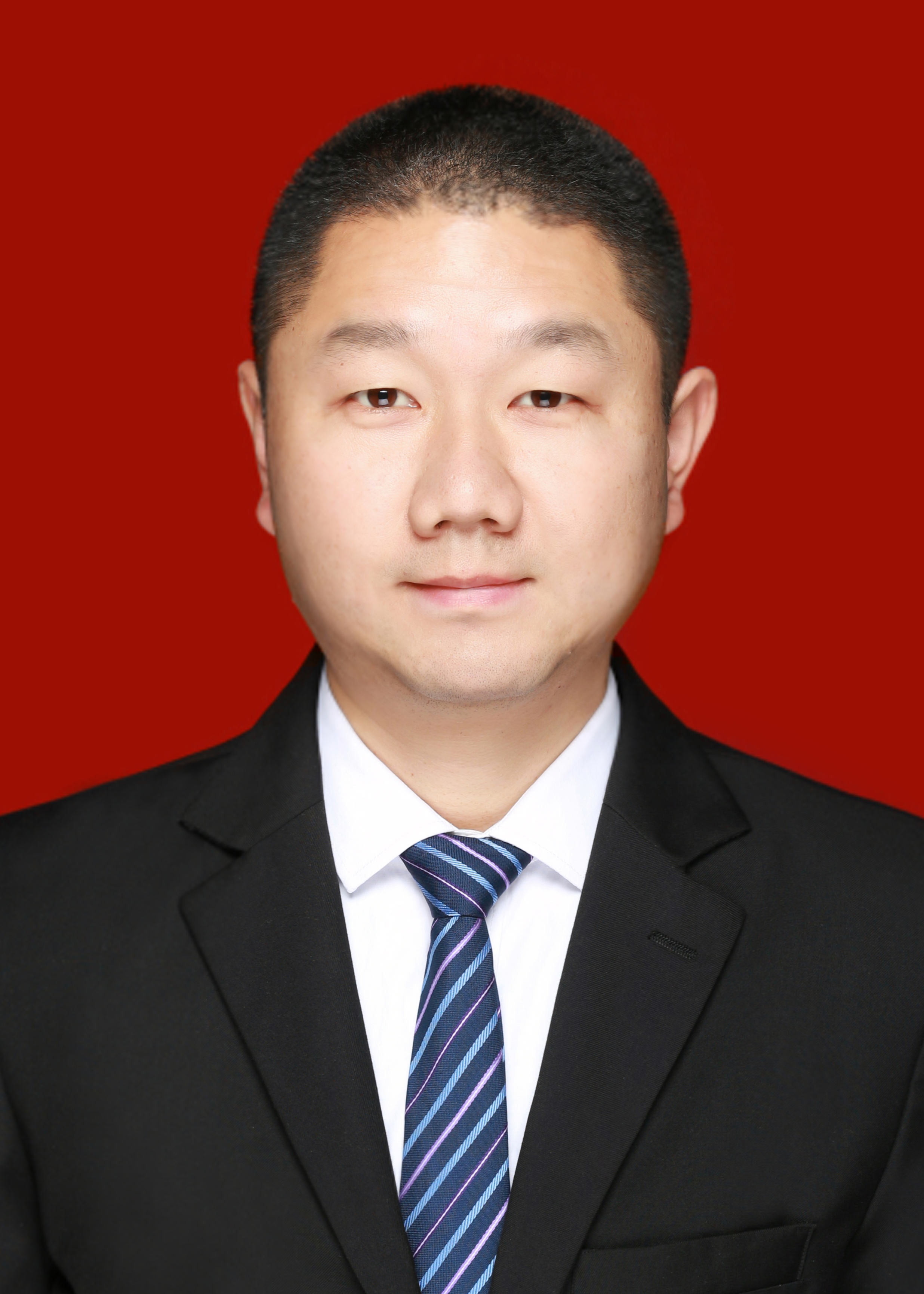  p>郭锐,现任陕西省西安市雁塔区未来产业城管委会党工委委员,管委会