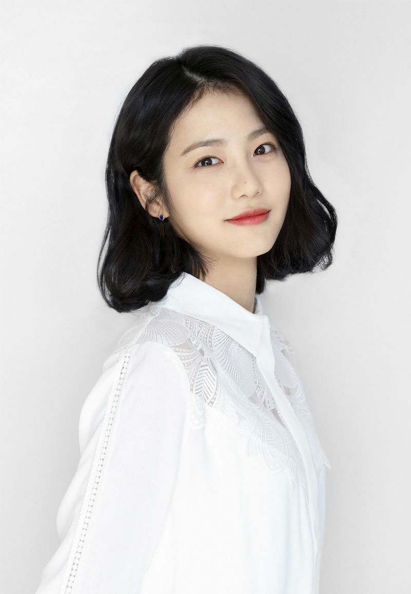  p>辛叡恩 i>(         ,shin ye eun) /i>,1998年1月18日出生于韩国