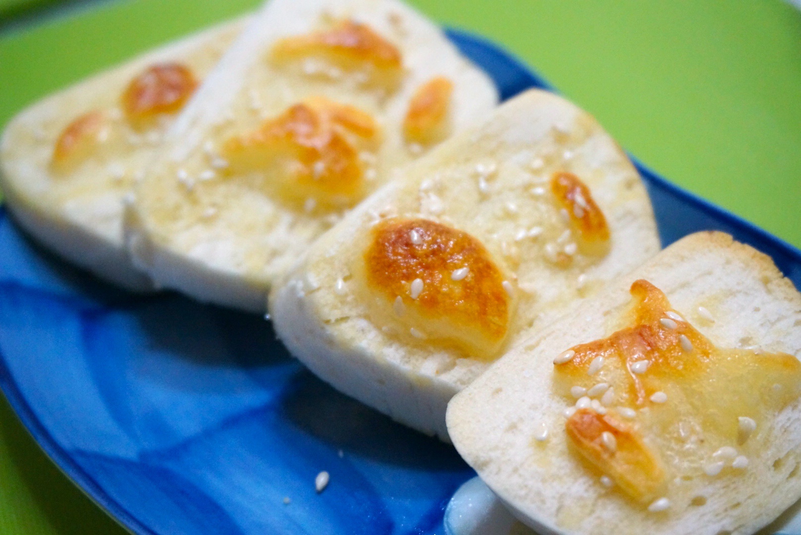 芝士咸香烤馒头片