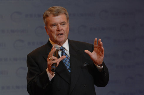  p>罗杰·道森,美国总统顾问,内阁高参,地产公司总裁,美国power谈判