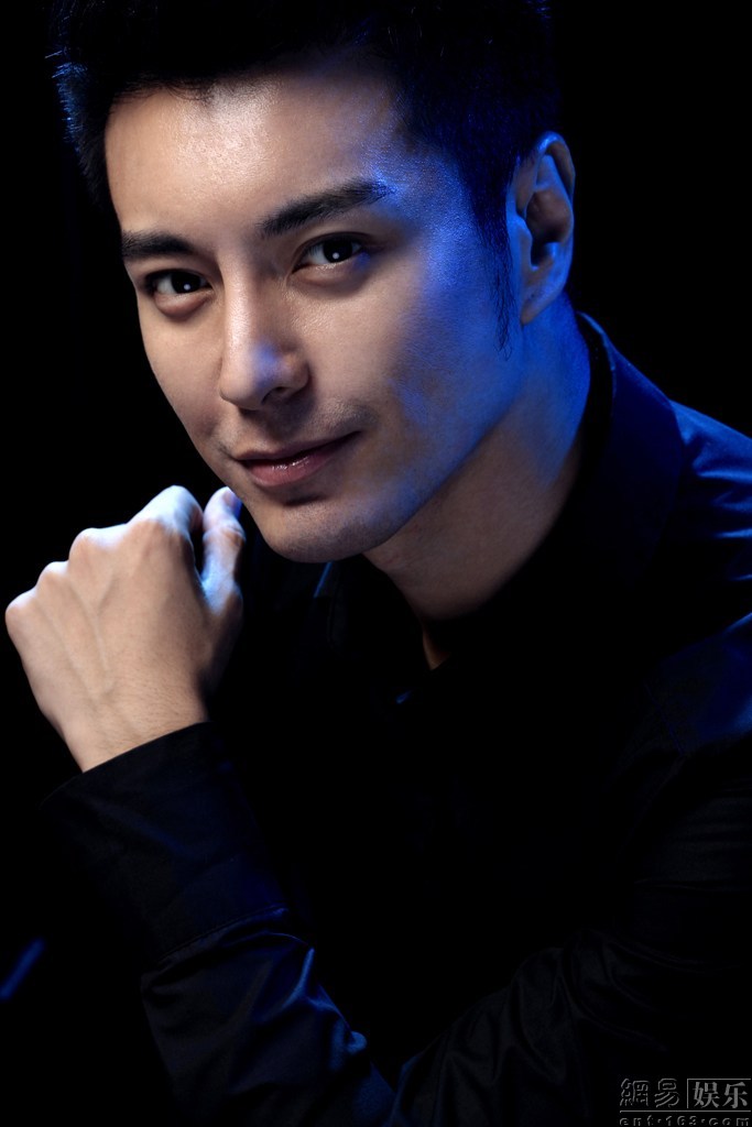  p>杜俊泽,原名杜斌,出生于山东省,中国内地影视男演员,毕业于 a