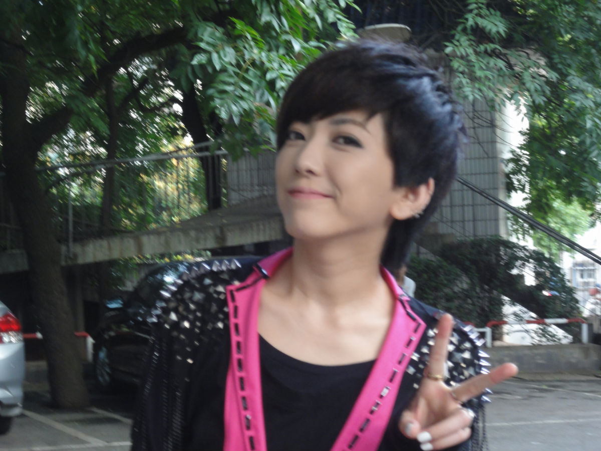  p>《快乐女声》是中国 a target="_blank" href="/item/湖南卫视">