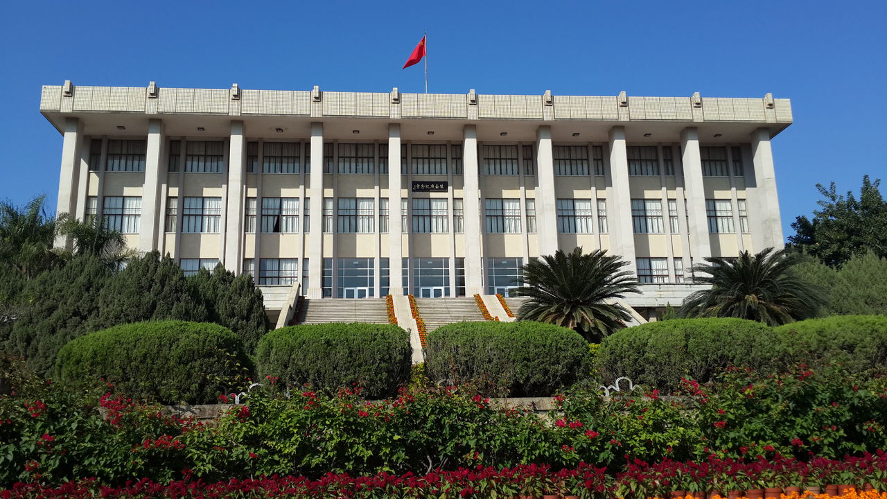  p>泉州,别称鲤城,是 a target="_blank" href="/item/福建省/122534"