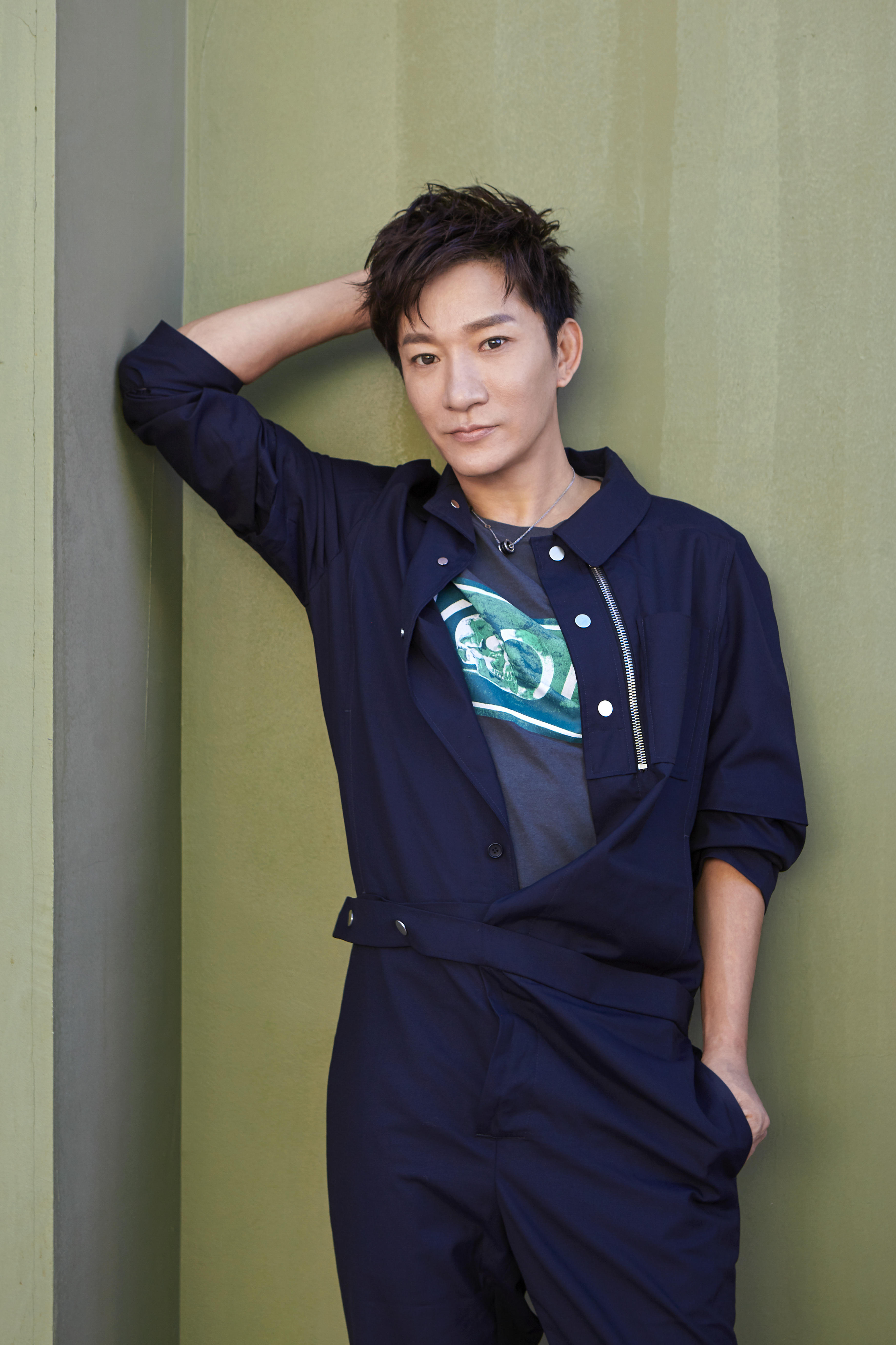 ,11月5日出生于山西省大同市,中国内地流行男歌手,影视演员,<