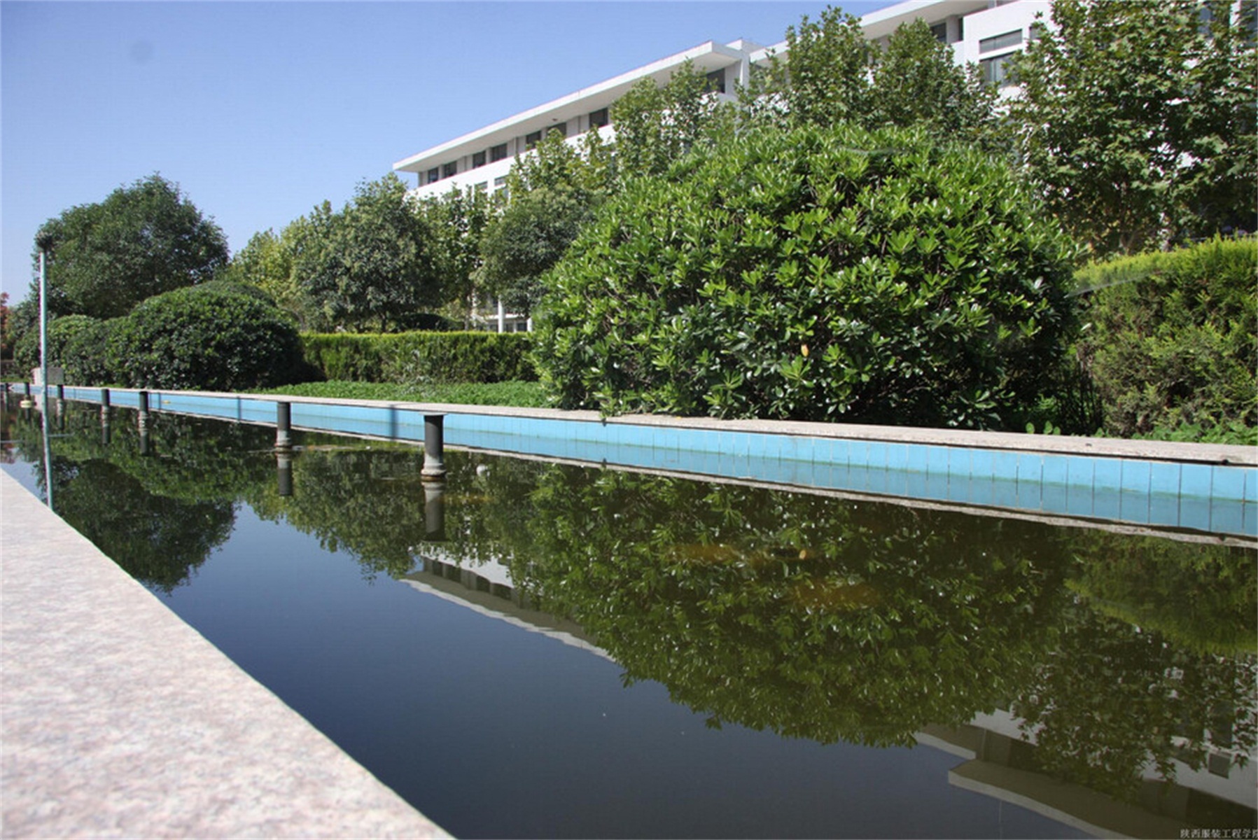 陕西服装工程学院