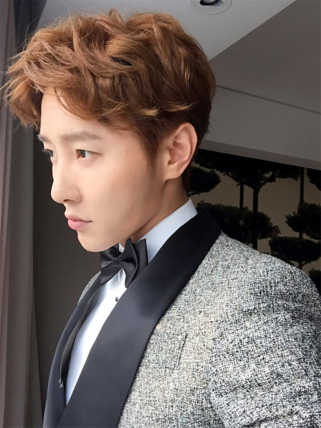  p>李昕亮 ,1988年10月27日出生于陕西省西安市,中国内地男演员,主持