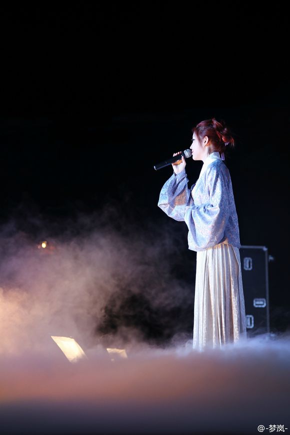  p>梦岚,歌手, a target="_blank" href="/item/5sing/8644788" data