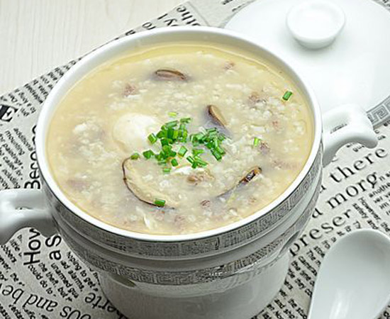 香菇生滚牛肉窝蛋粥