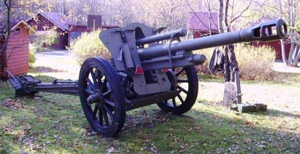 克虏伯105毫米榴弹炮