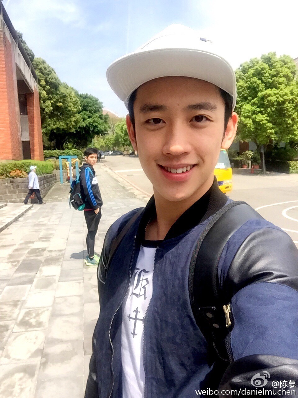 ,1993年11月1日出生于台湾省台北市,中国台湾影视男演员