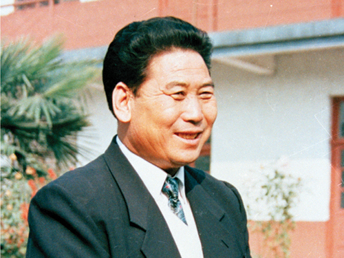  p data-id="gncnbvf73g">王廷江,男,汉族, 山东临沂人,原临沂市罗庄