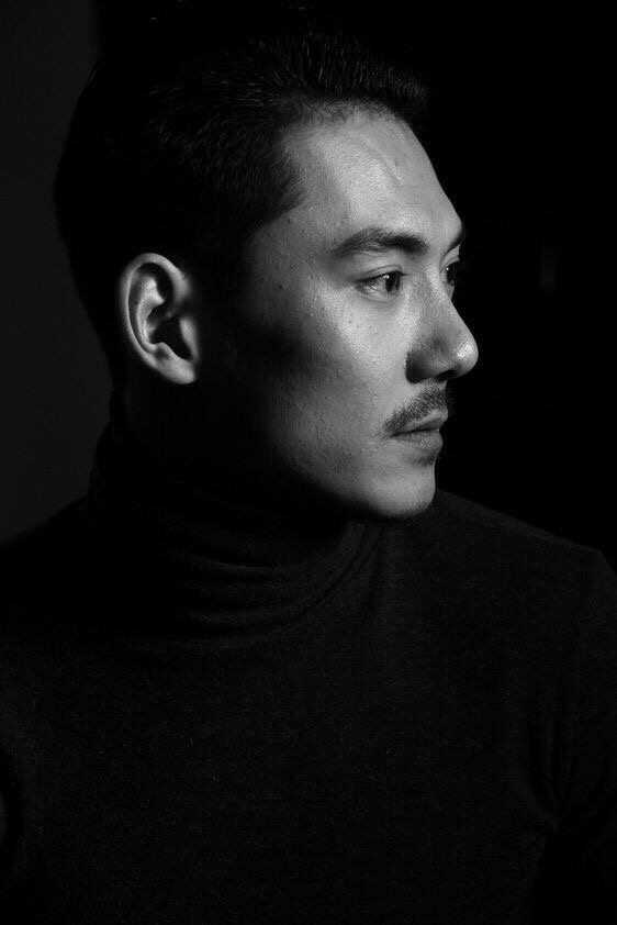  p>曲高位,出生于山东省,毕业于中央戏剧学院2003表演系本科,中国内地